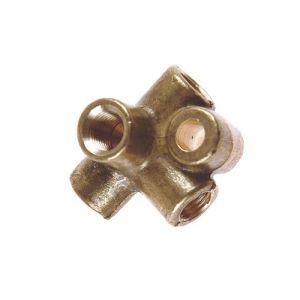 2204 4-suunaline adapter